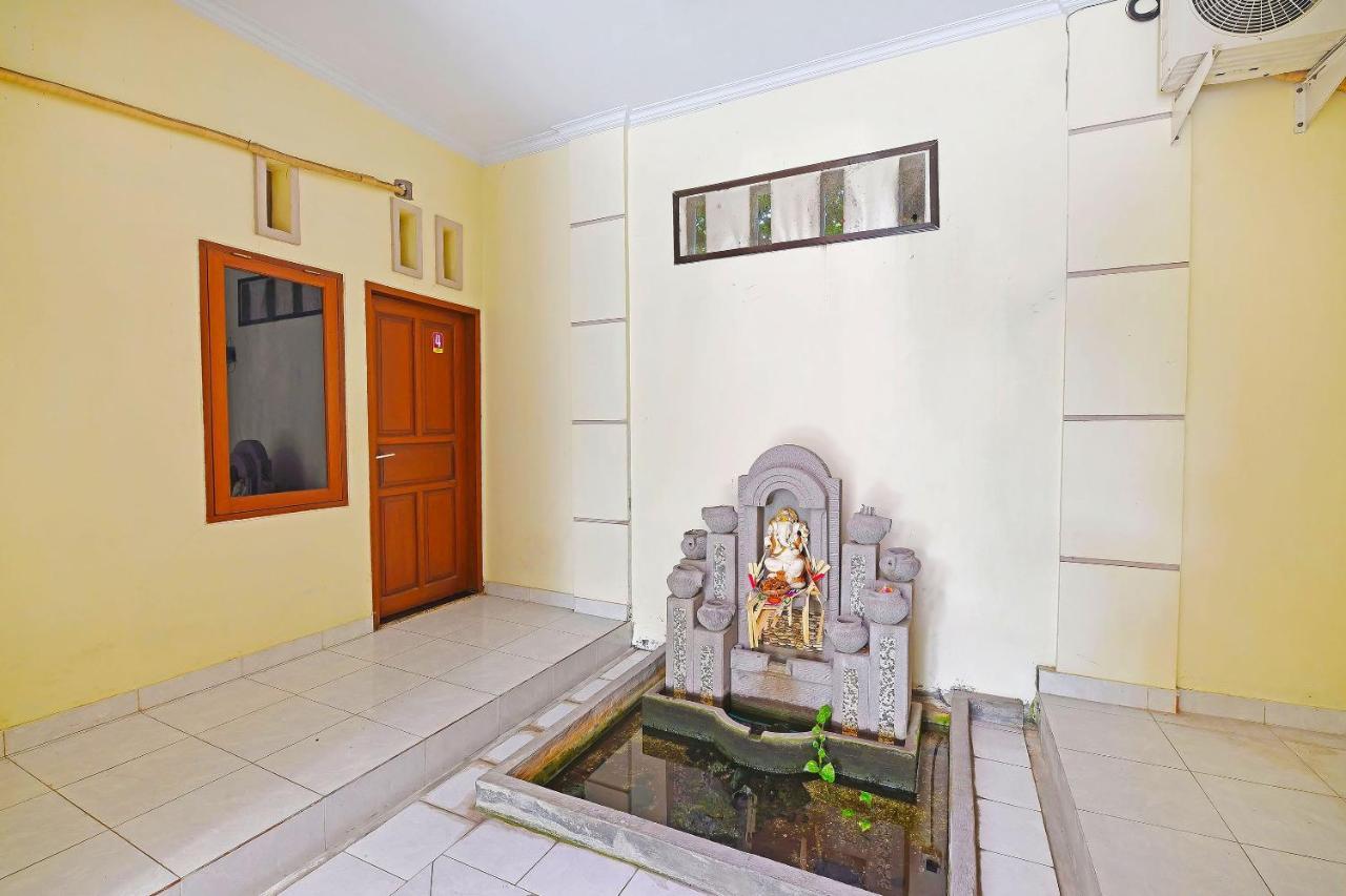 Oyo 91445 Sandat Guest House Denpasar Exterior foto