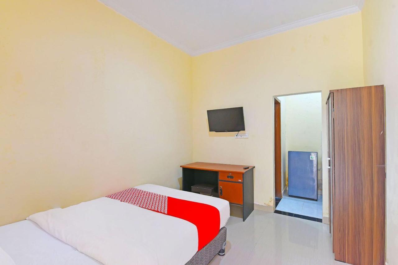 Oyo 91445 Sandat Guest House Denpasar Exterior foto